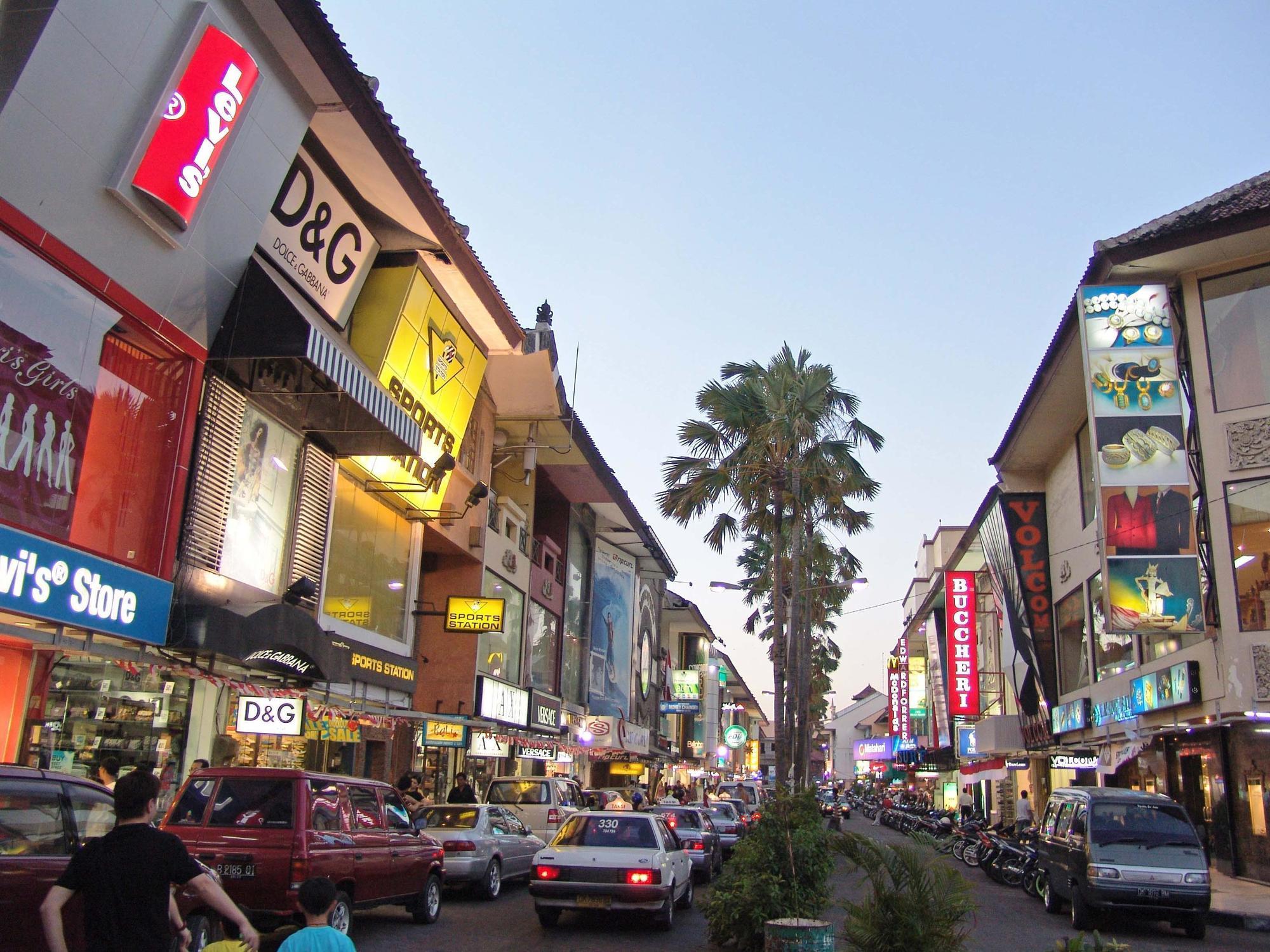 Zuk Hotel Legian  Exterior photo