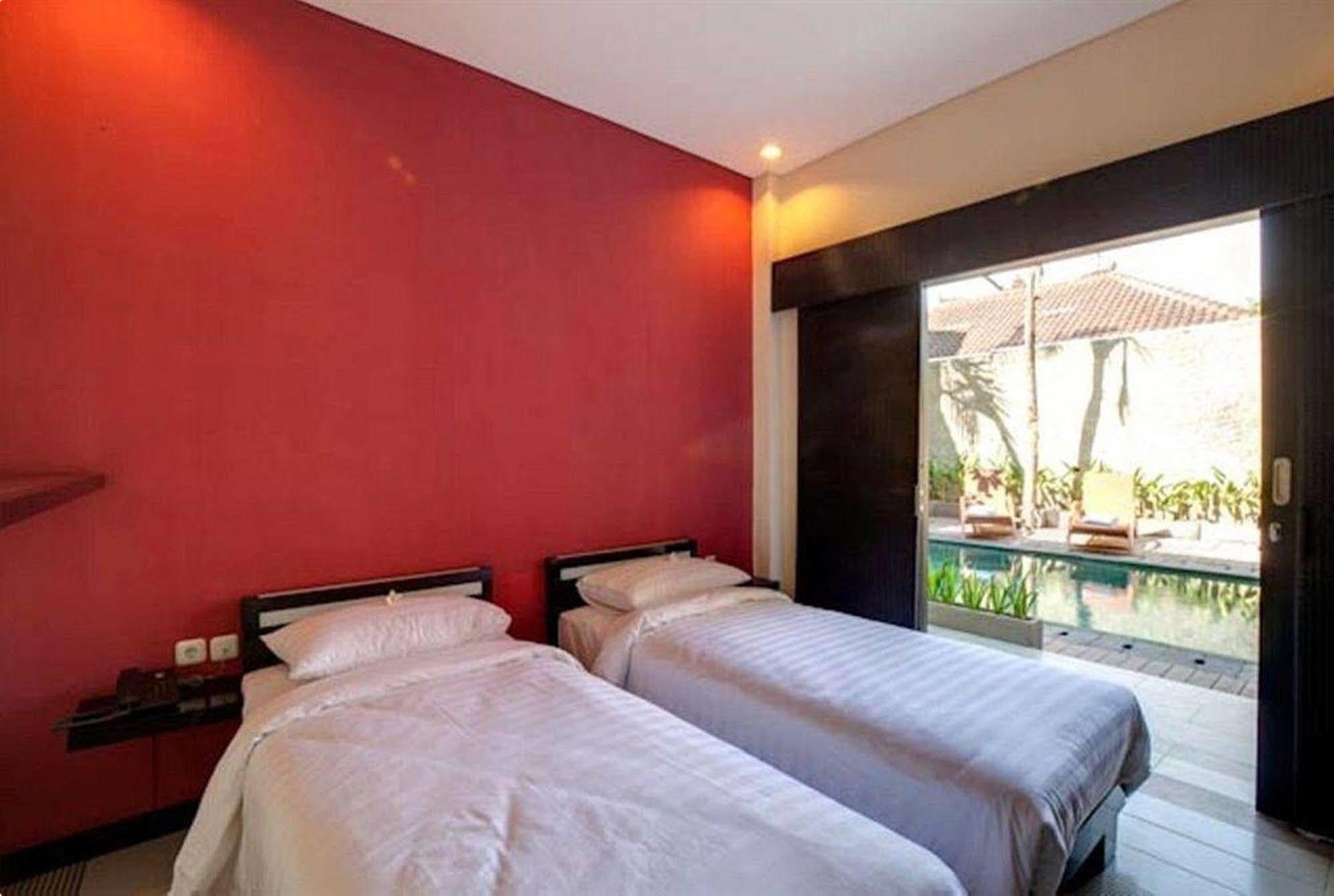 Zuk Hotel Legian  Exterior photo