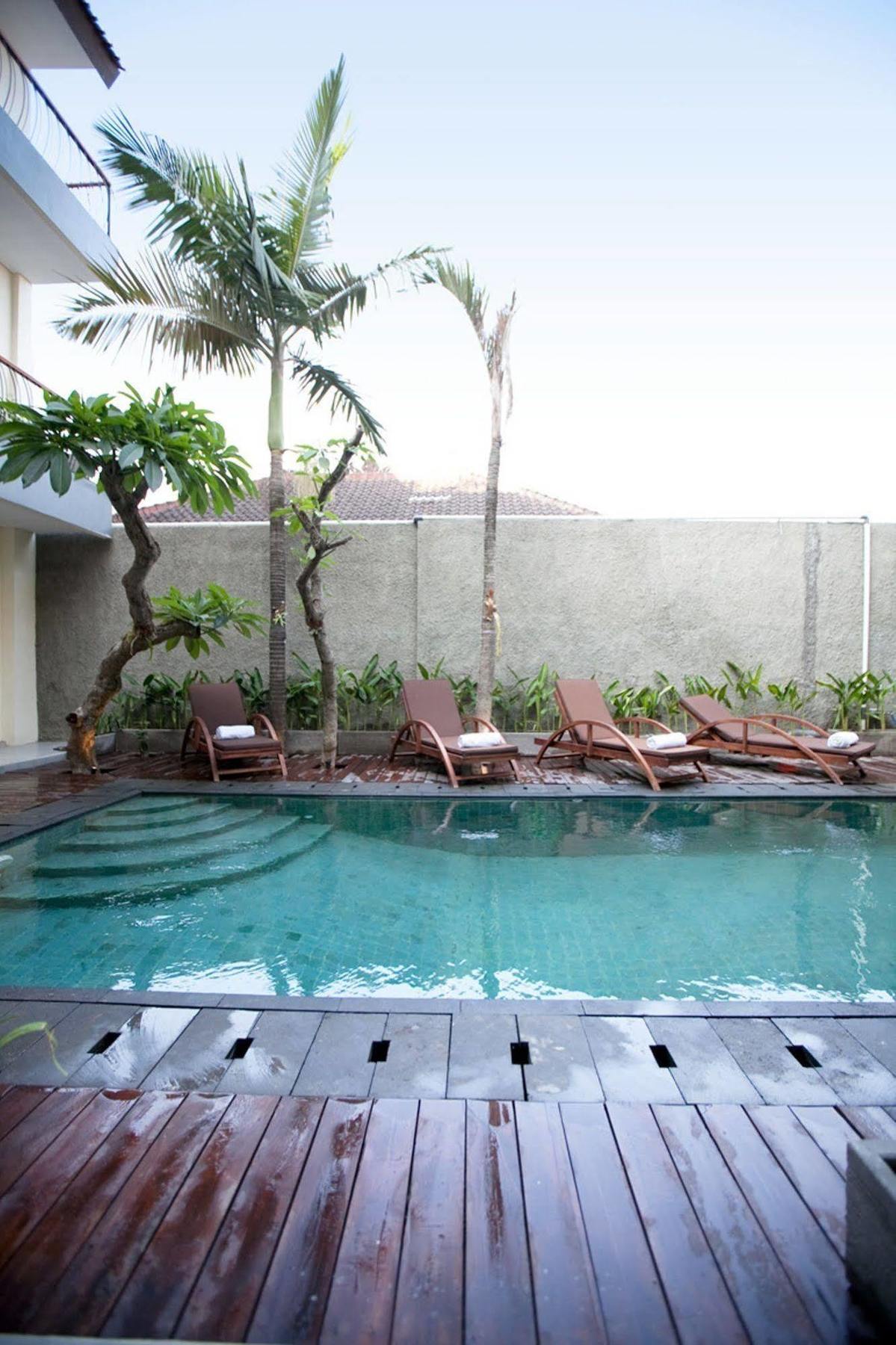 Zuk Hotel Legian  Exterior photo